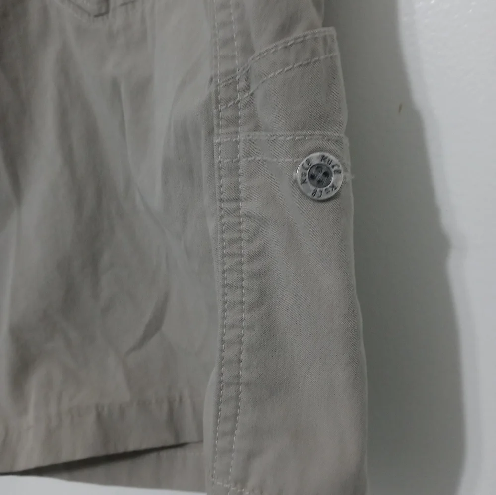 Kuhl beige Boys 18Slim Outdoor Hiking cargo School shorts with utility pockets